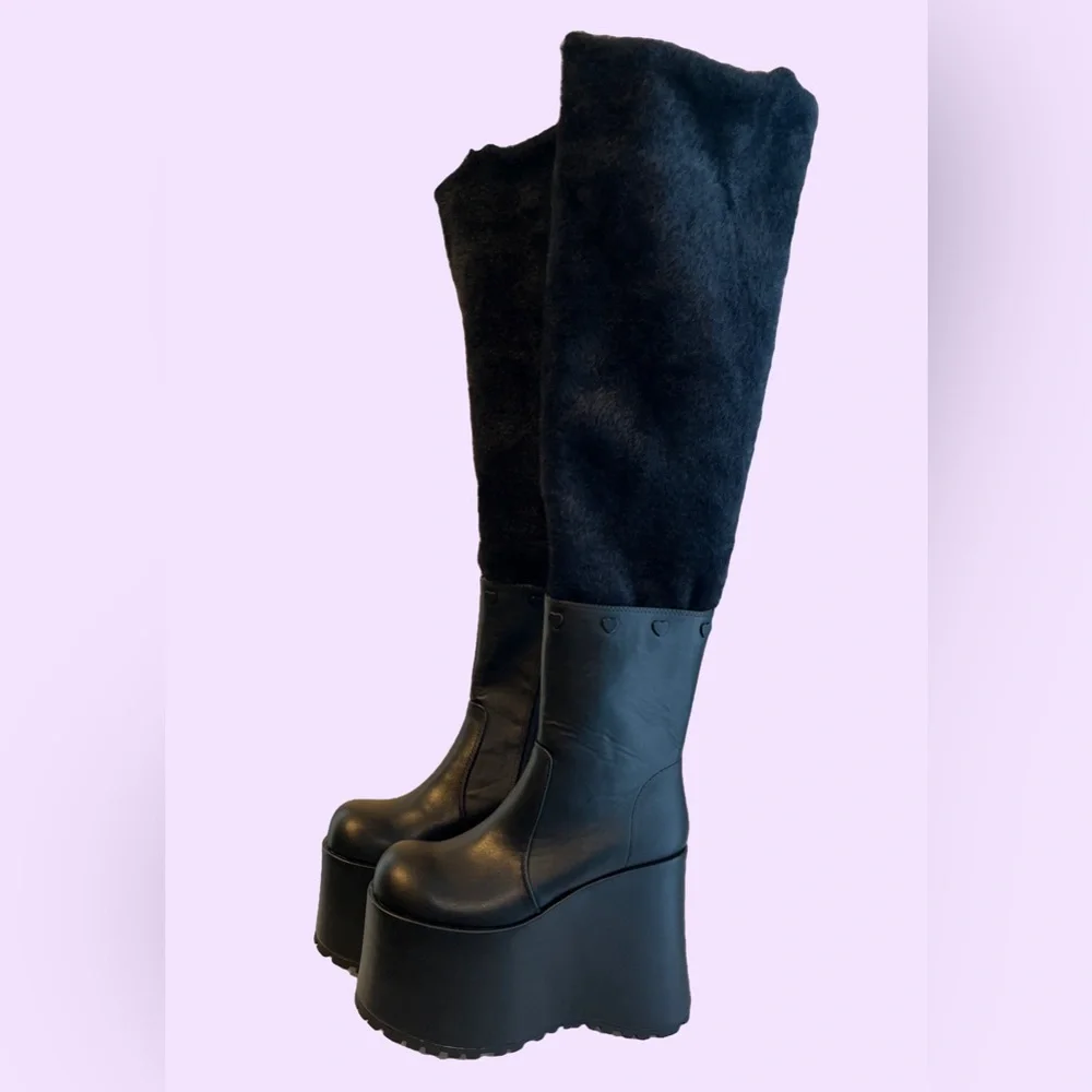 Sugar Thrillz Snuggle Wonderland Black Platform Boots with Leg Warmers - Picture 10 of 12